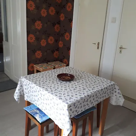 Jolanda Vendeghaz Vakantiehuis *